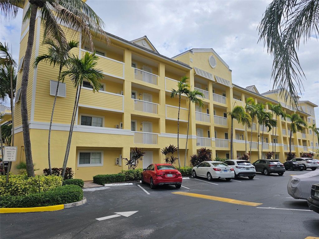 Photo of 151 NE 16th Avenue #162, Fort Lauderdale, FL 33301 (MLS # F10554782)