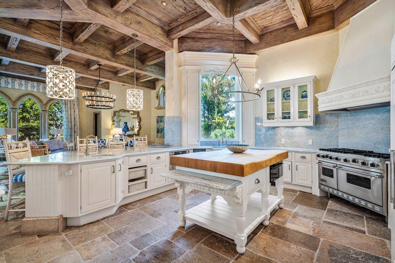 COVENTRY AT WOODFIELD COUNTRY CLUB - Residential