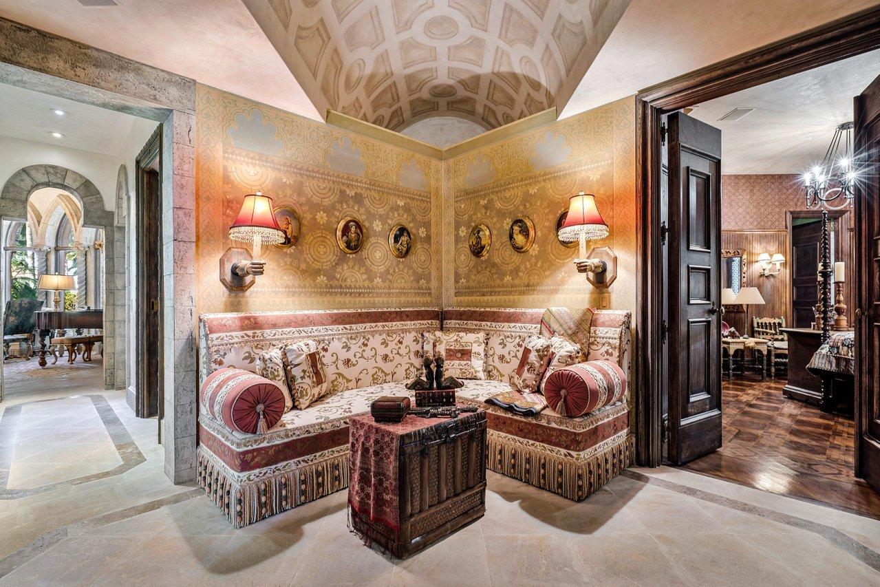 COVENTRY AT WOODFIELD COUNTRY CLUB - Residential