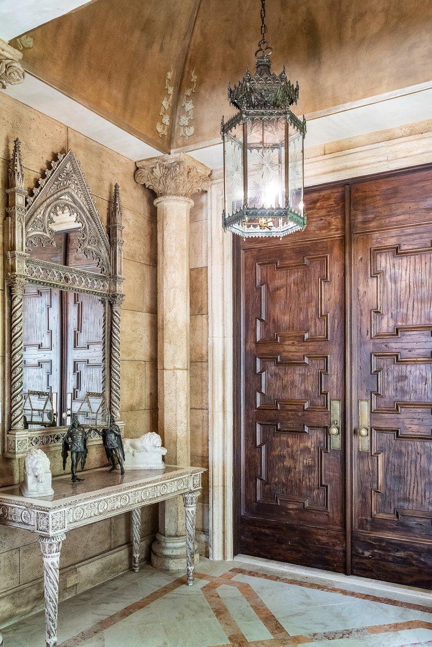 COVENTRY AT WOODFIELD COU - Residential