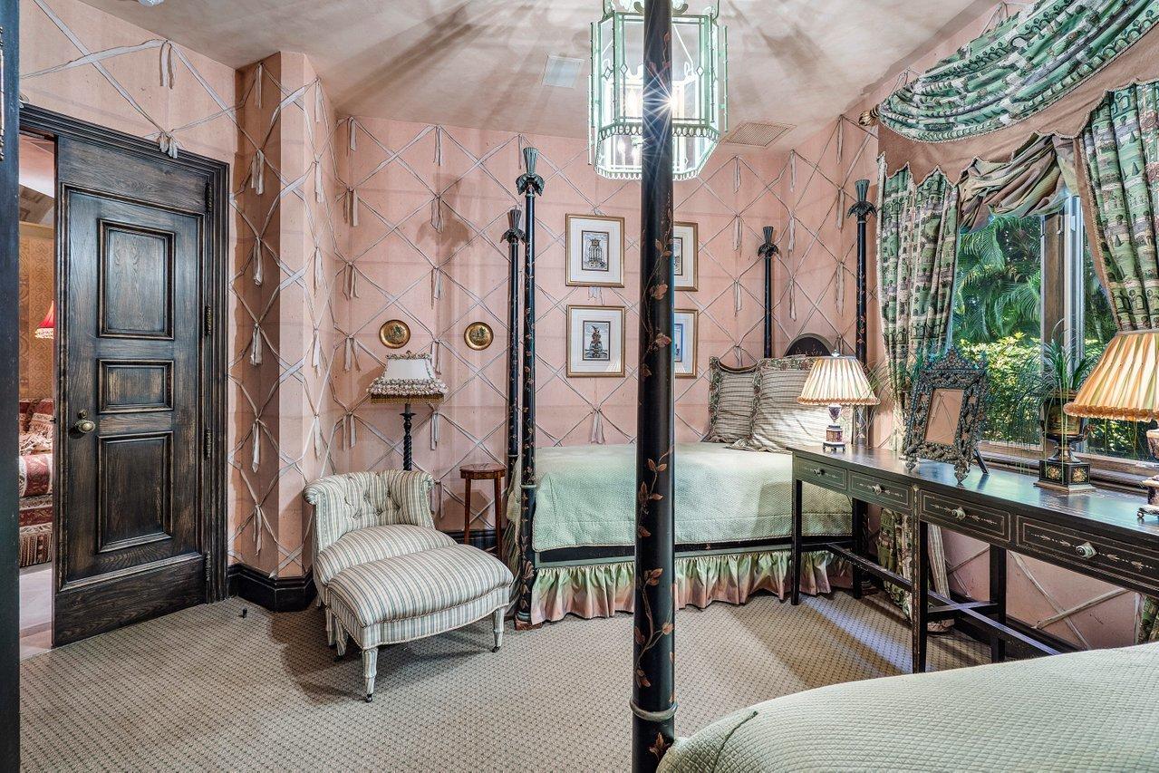 COVENTRY AT WOODFIELD COUNTRY CLUB - Residential