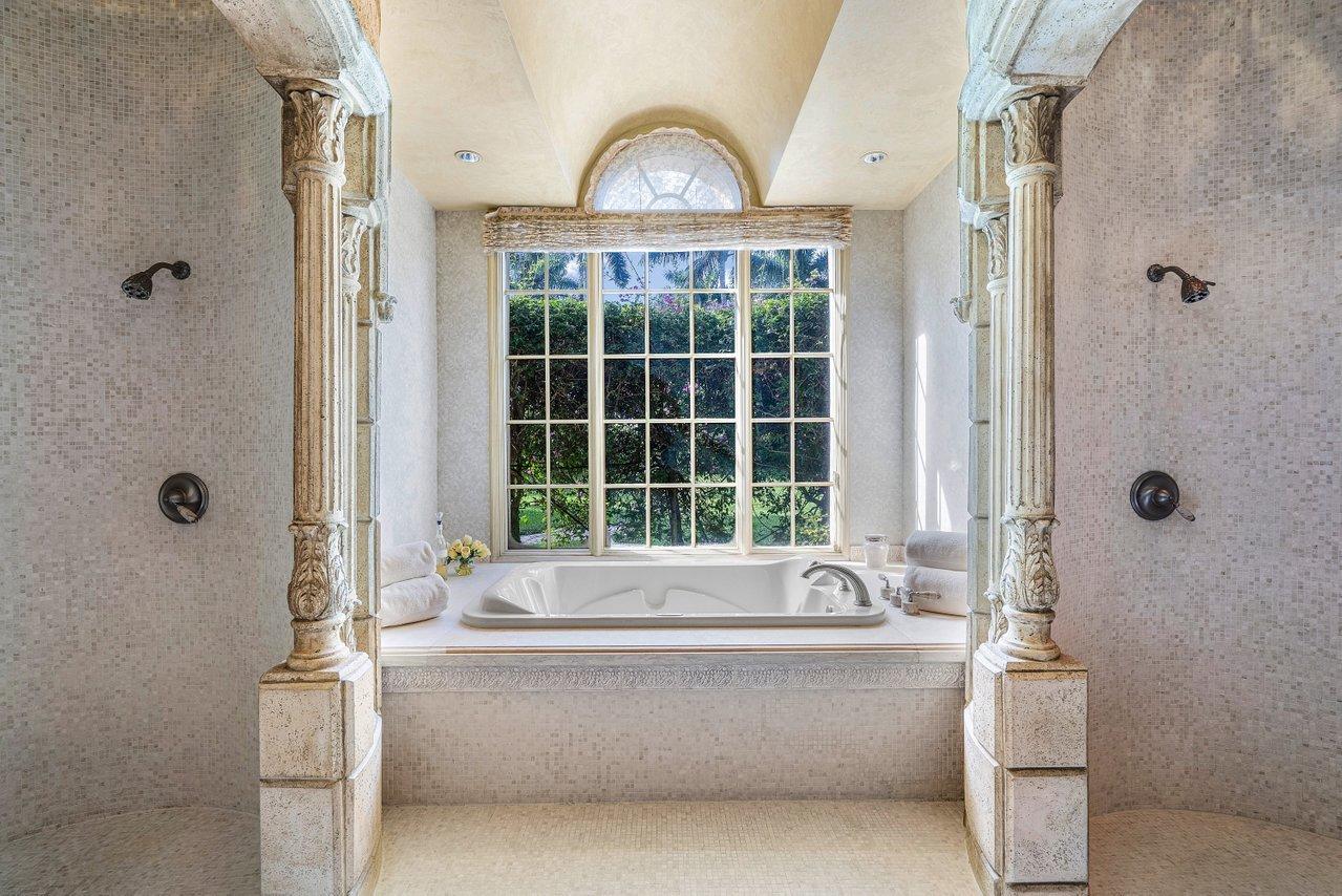 COVENTRY AT WOODFIELD COUNTRY CLUB - Residential