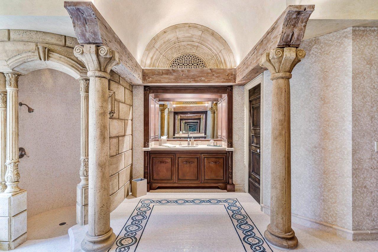 COVENTRY AT WOODFIELD COUNTRY CLUB - Residential