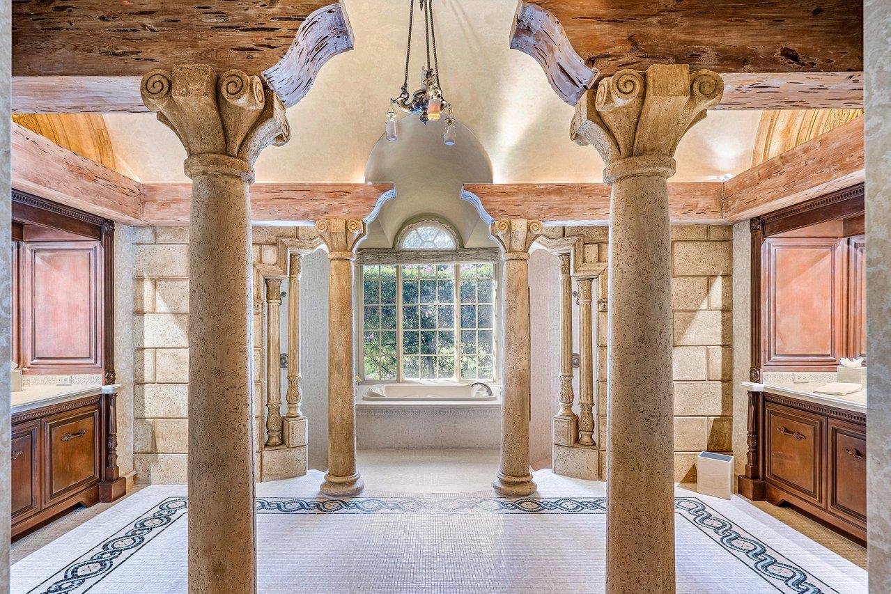 COVENTRY AT WOODFIELD COUNTRY CLUB - Residential