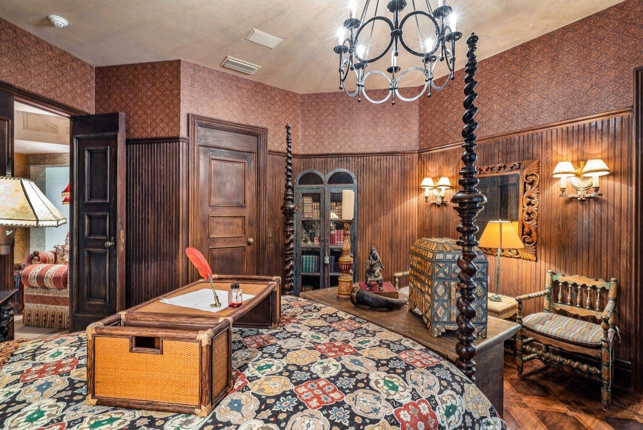 COVENTRY AT WOODFIELD COUNTRY CLUB - Residential