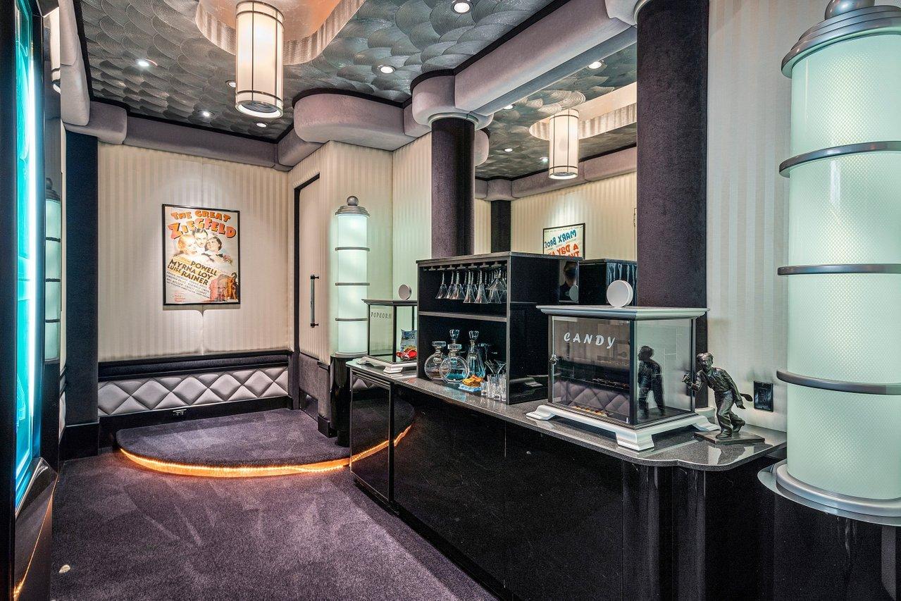 COVENTRY AT WOODFIELD COUNTRY CLUB - Residential