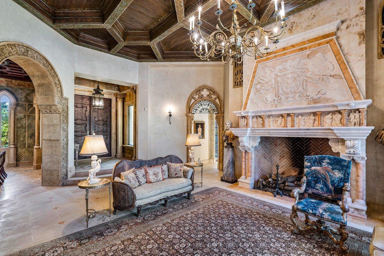 COVENTRY AT WOODFIELD COUNTRY CLUB - Residential