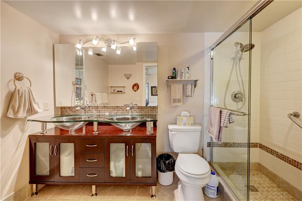 WYNMOOR VILLAGE - Residential