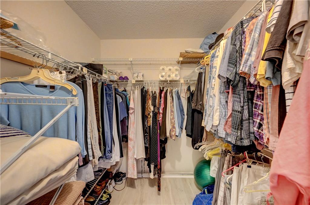 WYNMOOR VILLAGE - Residential