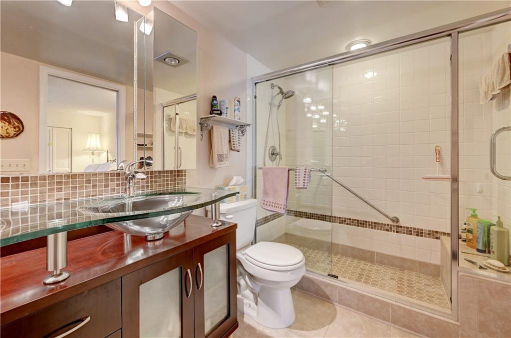 WYNMOOR VILLAGE - Residential