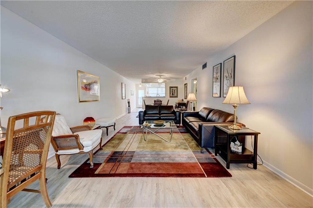 WYNMOOR VILLAGE - Residential