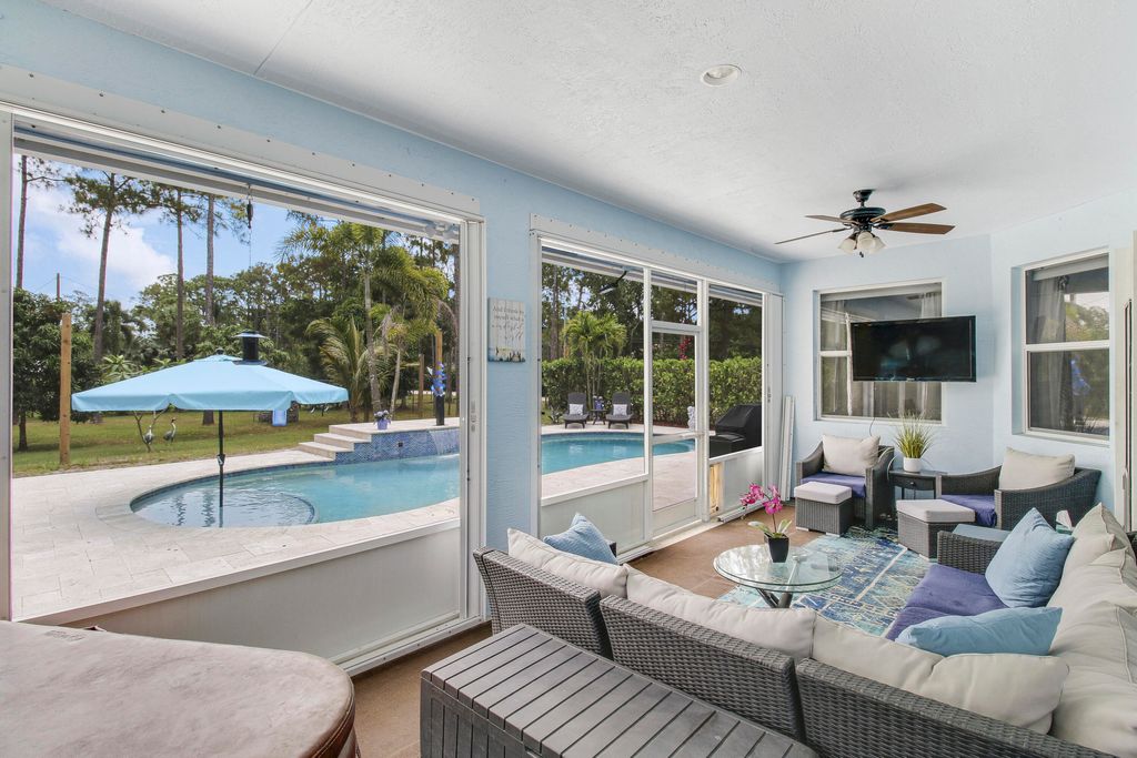 Photo of 15336 118th Trail N, Jupiter, FL 33478 (MLS # R10988757)