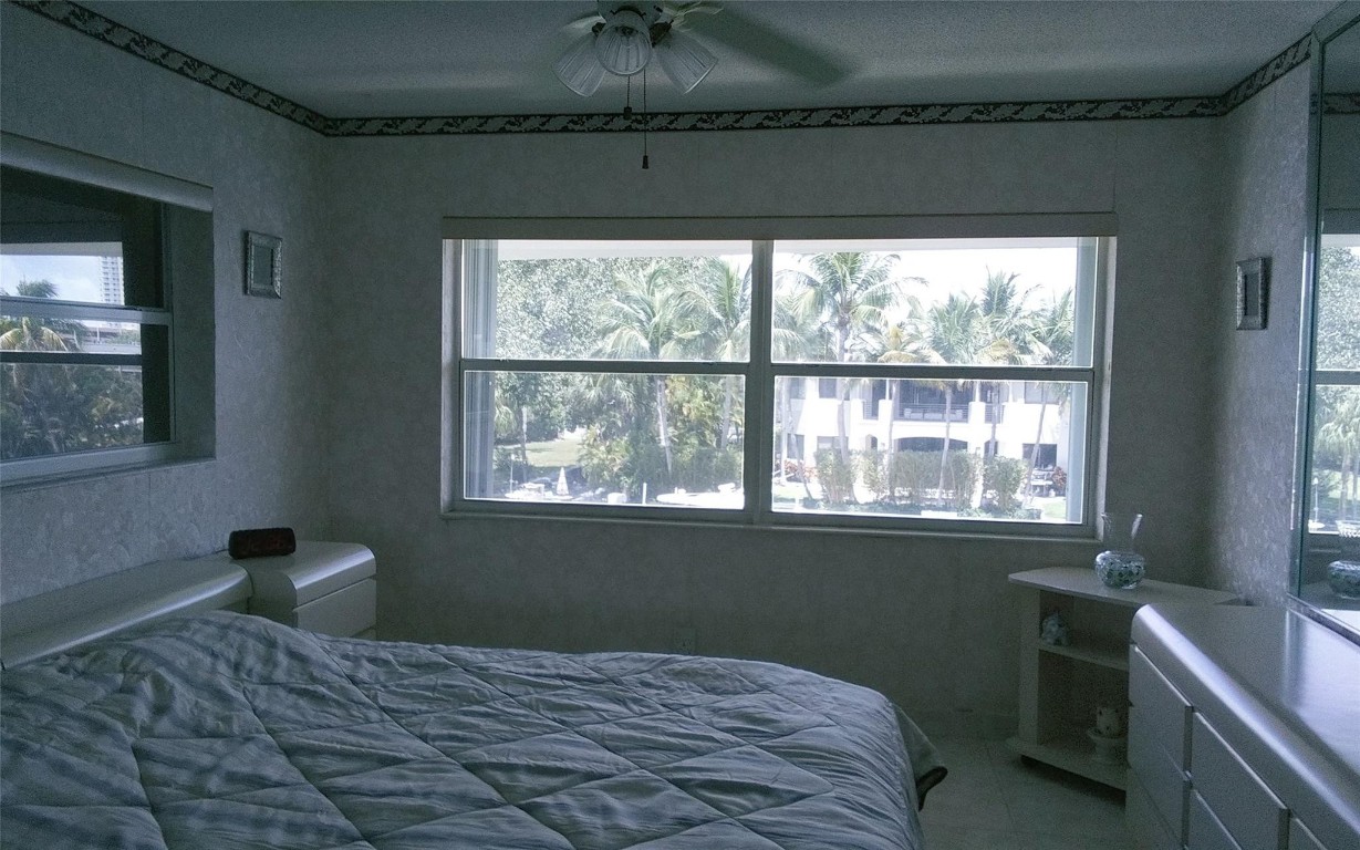 ISLE OF PARADISE CO-OP - Residential