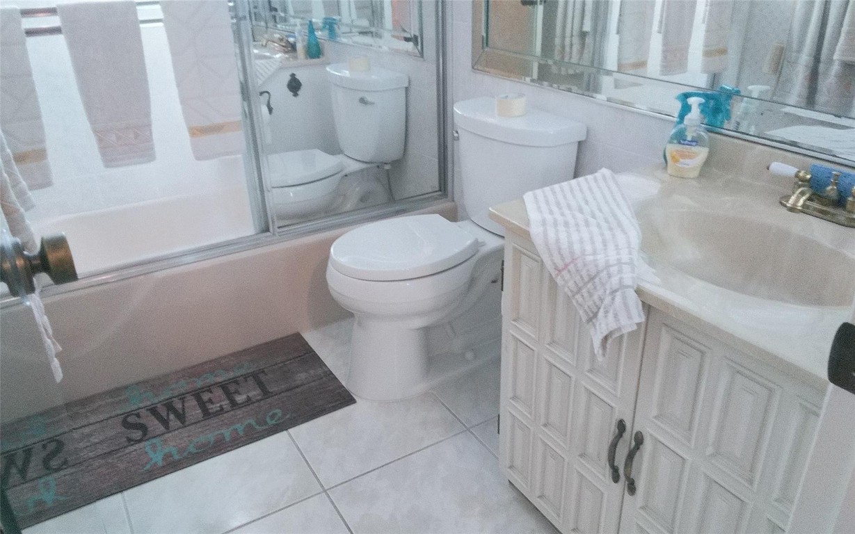 ISLE OF PARADISE CO-OP - Residential