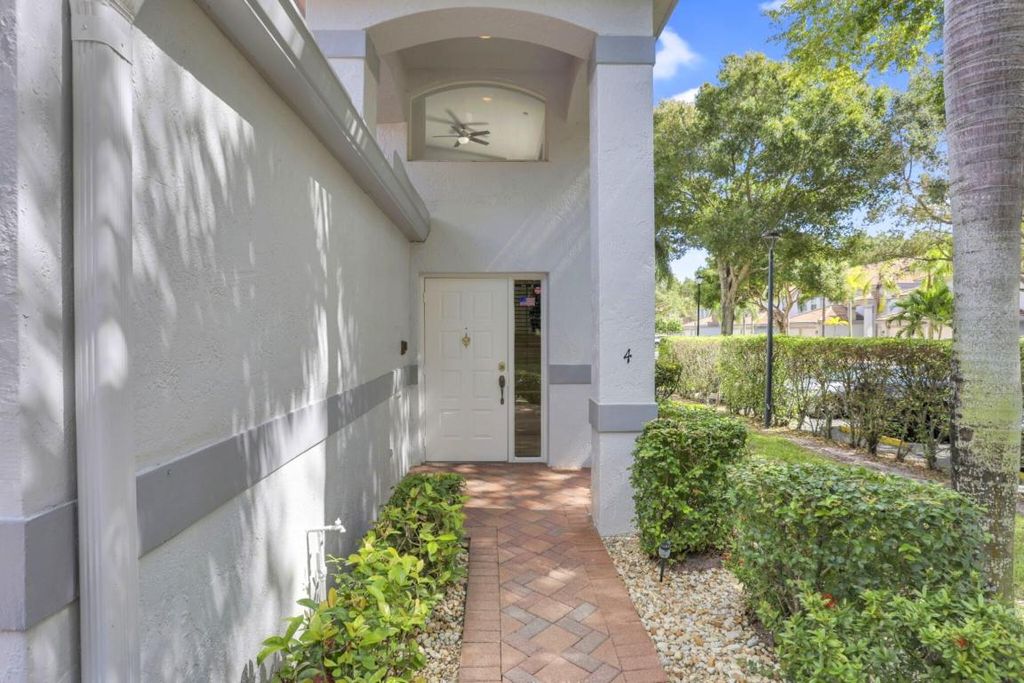 Photo of 7911 Laina Lane #4, Boynton Beach, FL 33437 (MLS # R11138097)