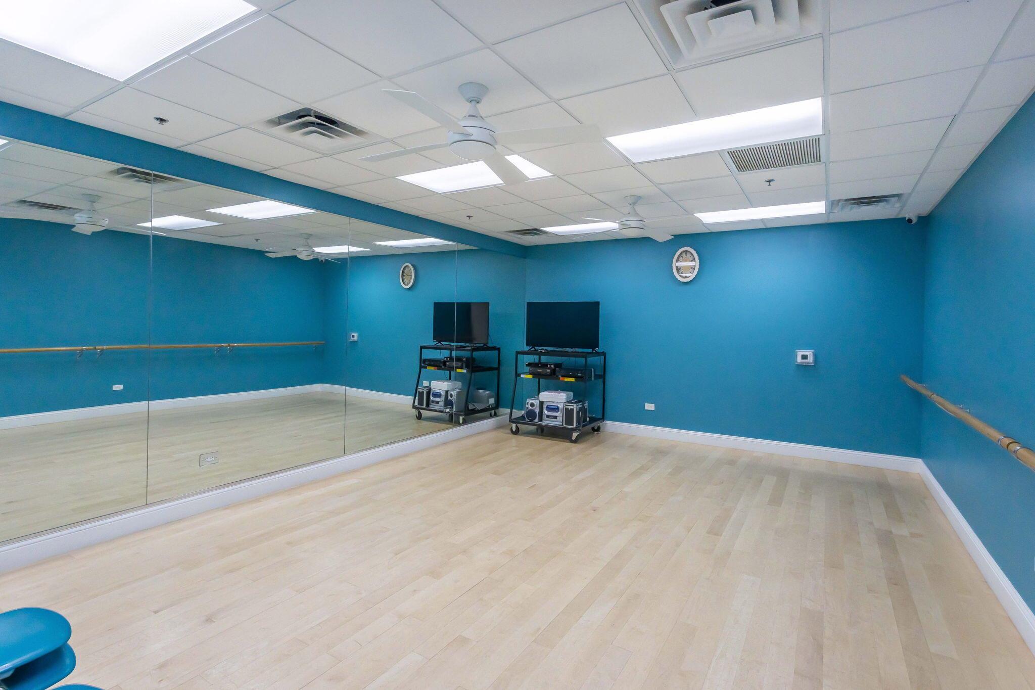 GROVE VILLAGE CONDO - Residential