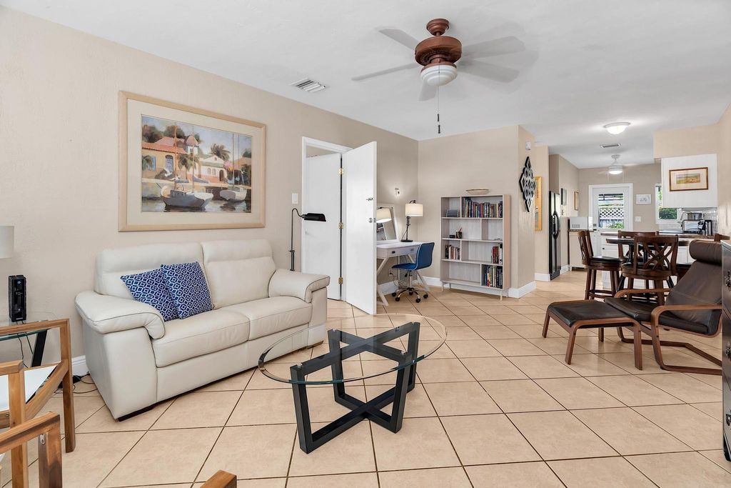 Photo of 2109 NE 26th Street #2109, Fort Lauderdale, FL 33305 (MLS # F10555744)