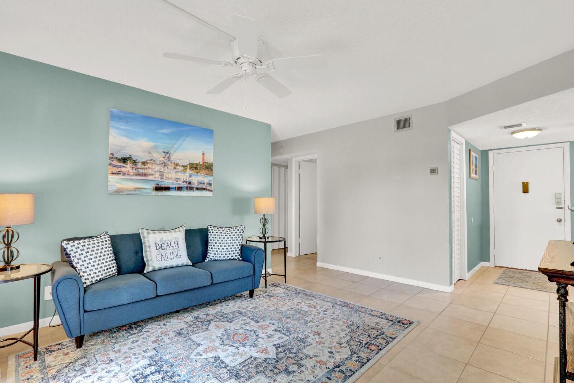 6531 Chasewood Drive D