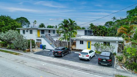 630 NE 37 St Oakland Park FL 33334