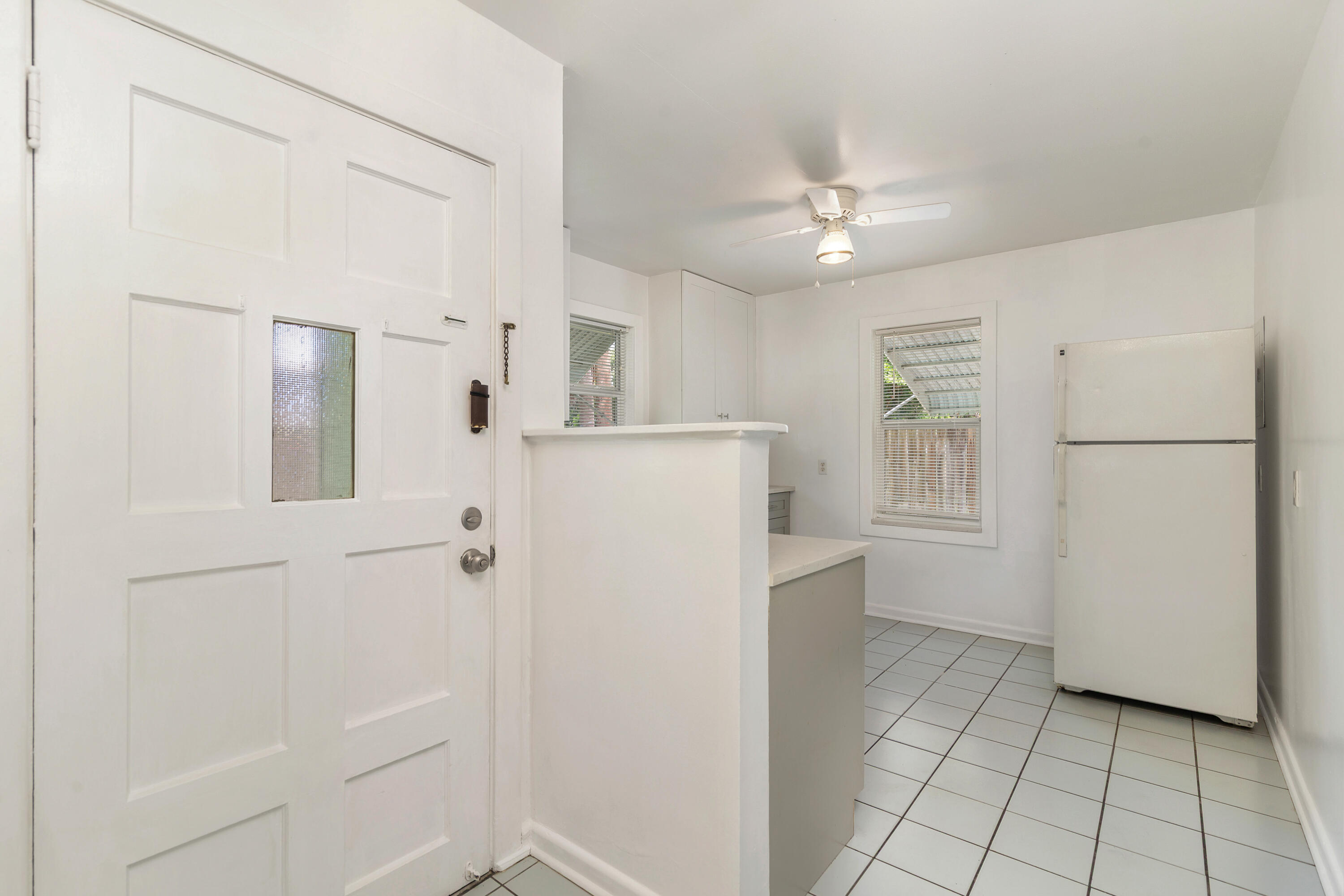 NORTH PALM BCH 1 - Residential Lease