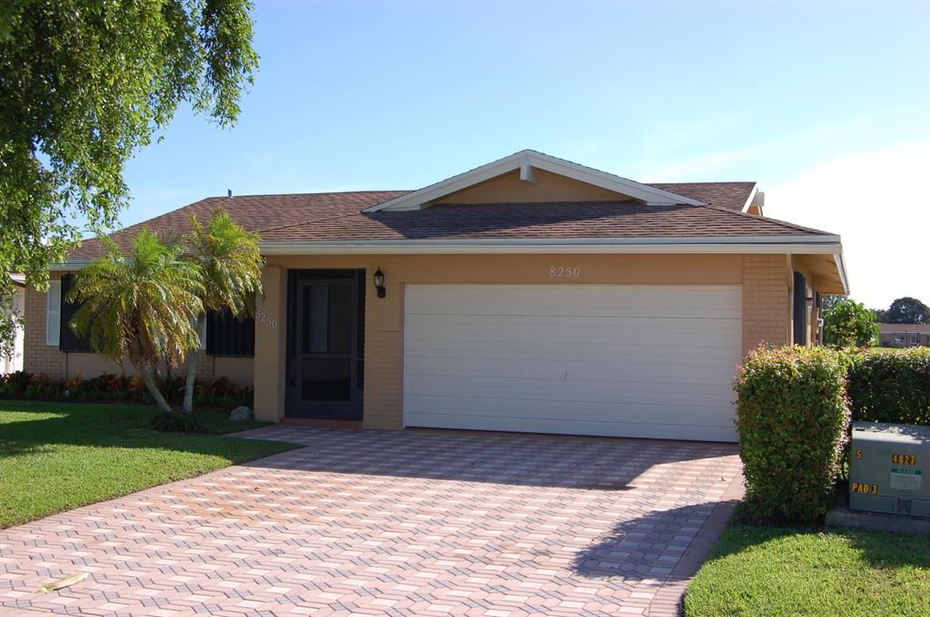 Photo of 8250 NW 98th Avenue, Tamarac, FL 33321 (MLS # R10707412)