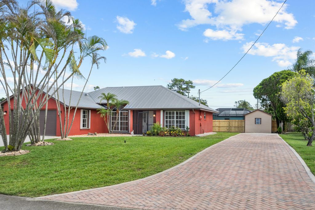 Photo of 4824 SE Pilot Way, Stuart, FL 34997 (MLS # B26031630)