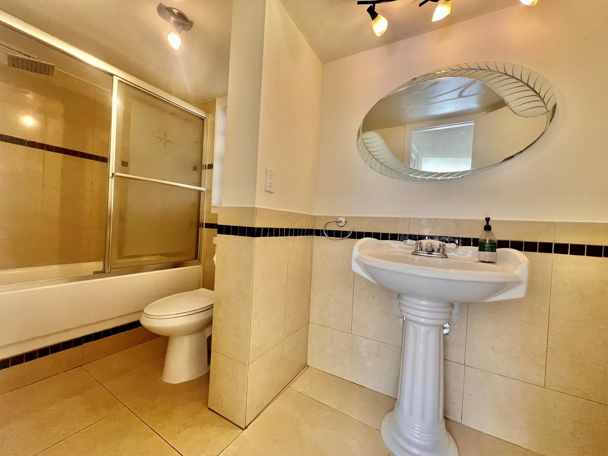 BLUE LAKE APTS CONDO - Residential