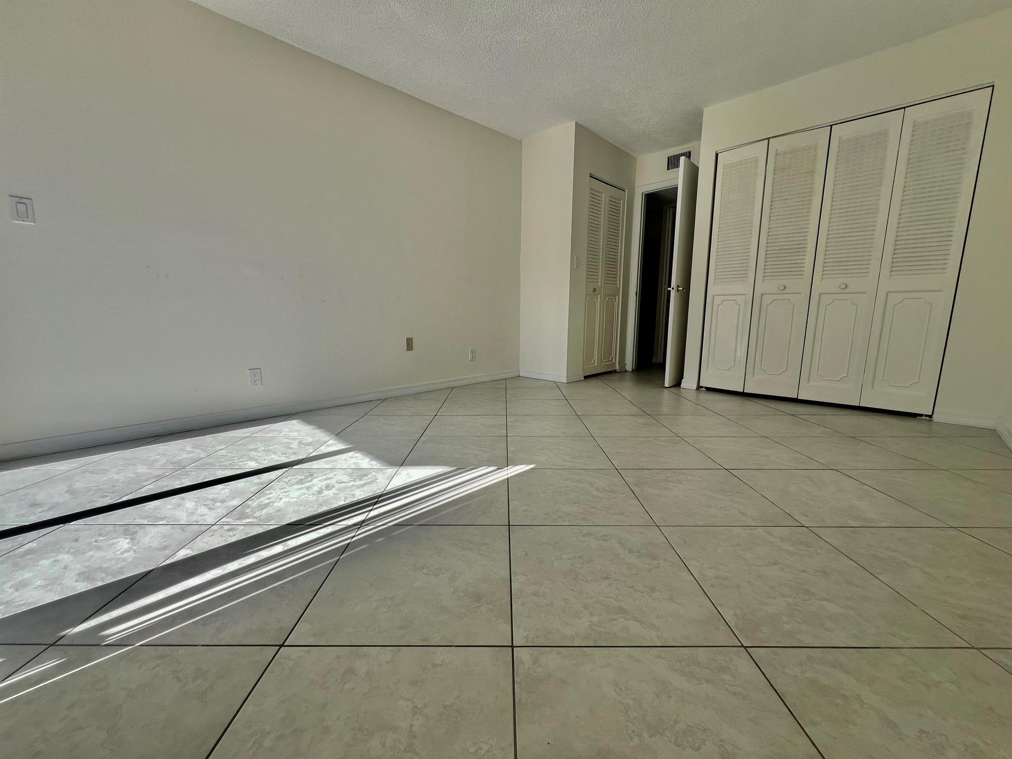 BLUE LAKE APTS CONDO - Residential