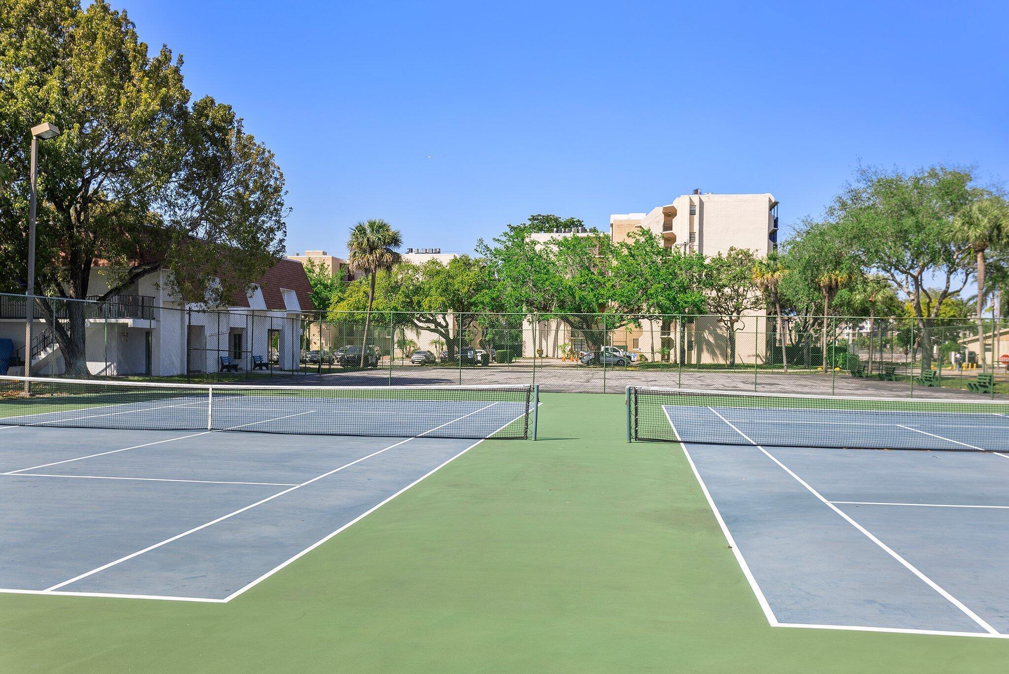 BLUE LAKE APTS CONDO - Residential