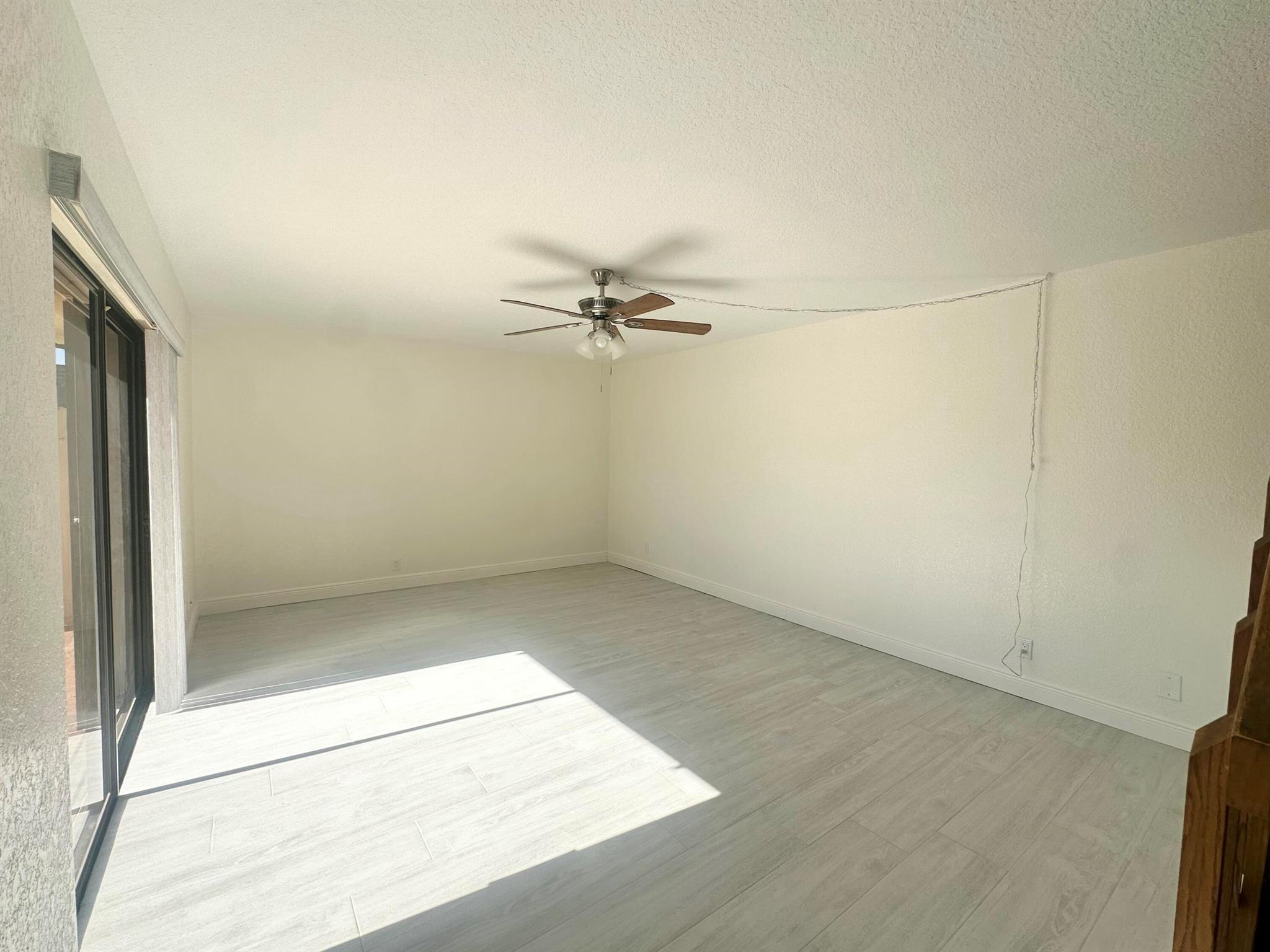 LAKEWOOD 1ST ADDITION OF - Residential Lease