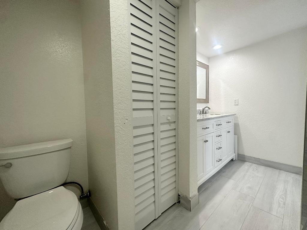 LAKEWOOD 1ST ADDITION OF PALM SPRINGS - Residential Lease