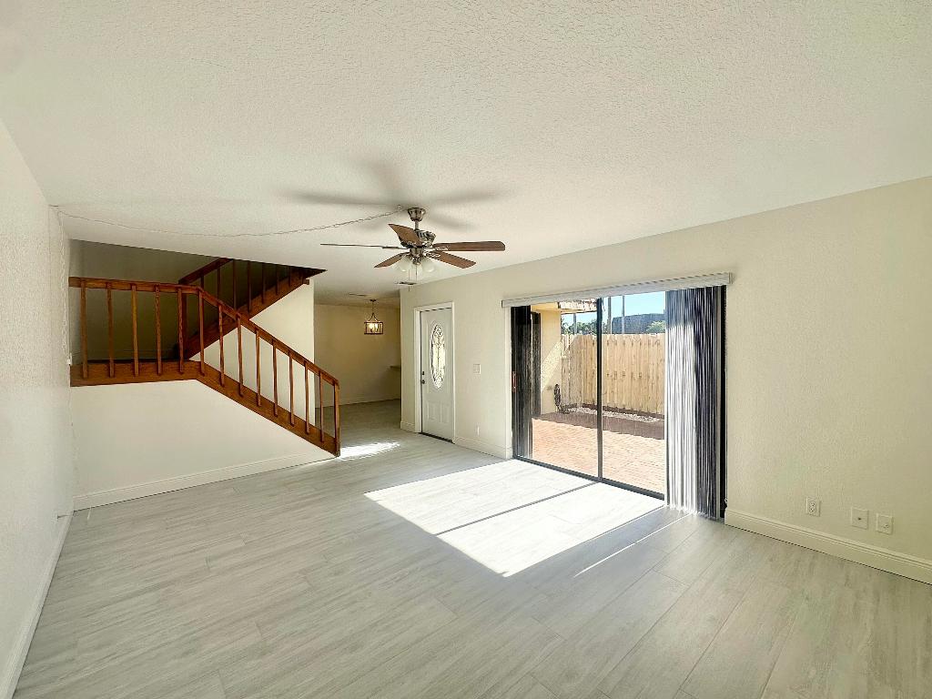 LAKEWOOD 1ST ADDITION OF PALM SPRINGS - Residential Lease