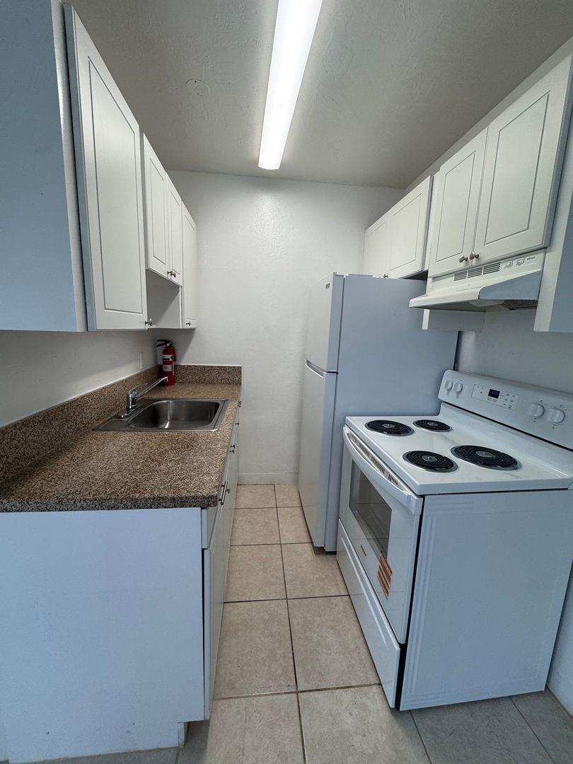 Welcome to this lovely 1 bedroom 1 bathroom apartment located in Fort Lauderdale, Florida 33312. The kitchen is equipped with a refrigerator and stove. Water and trash included in the rent.