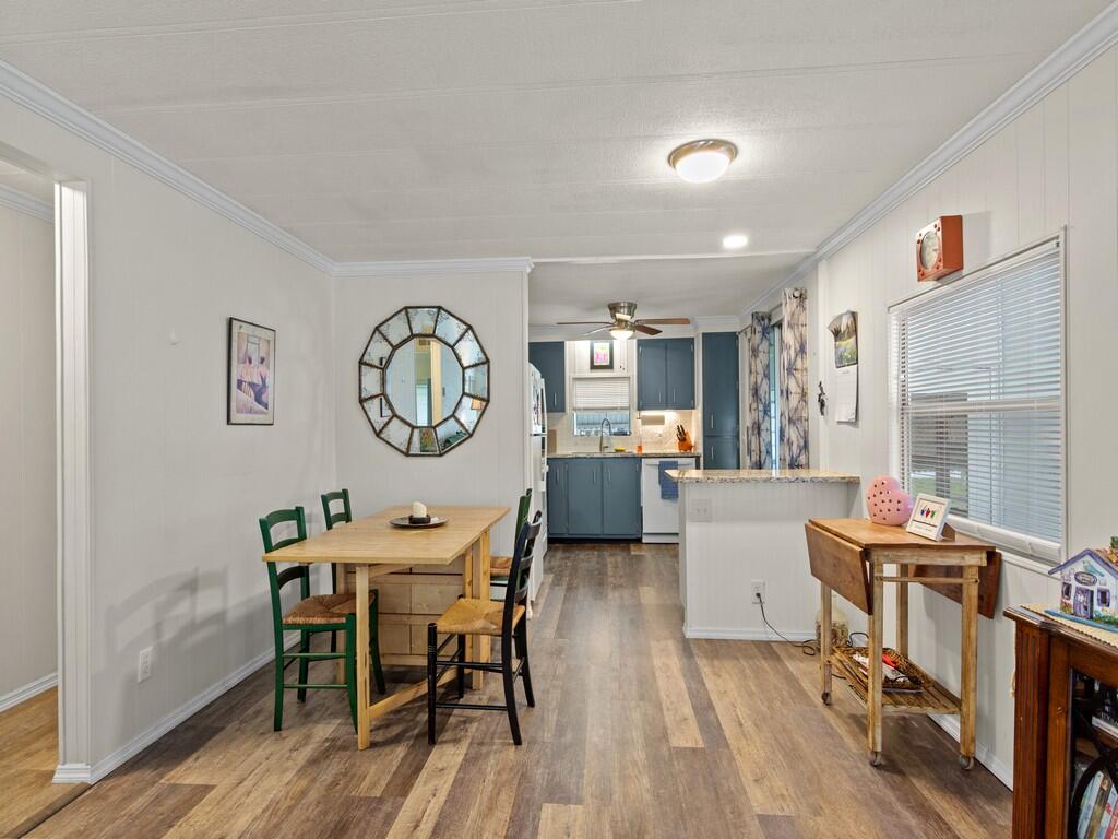 Pinelake Village - Residential