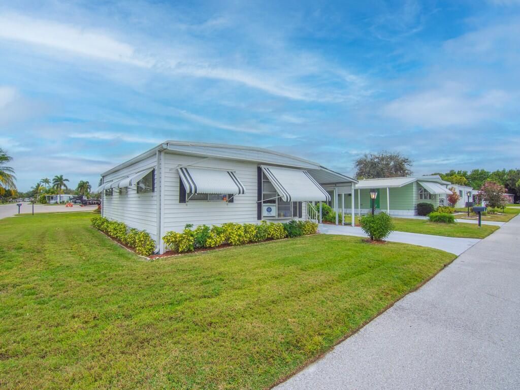 Photo of 258 NE Cameo Way, Jensen Beach, FL 34957 (MLS # R11159791)