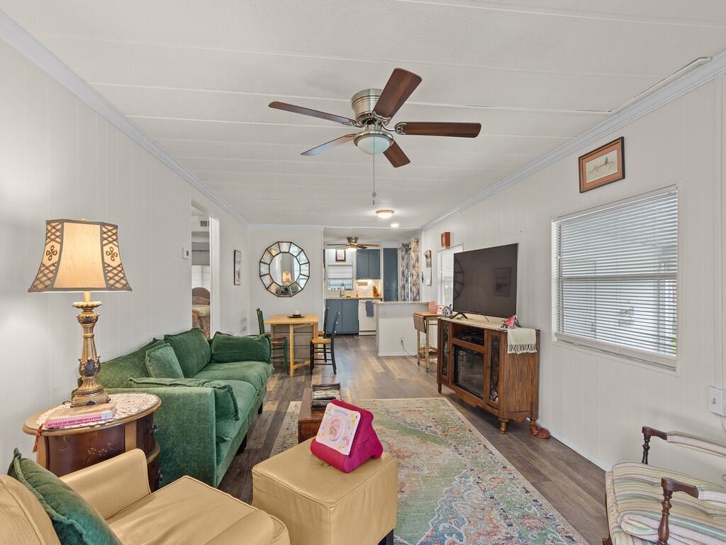 Pinelake Village - Residential