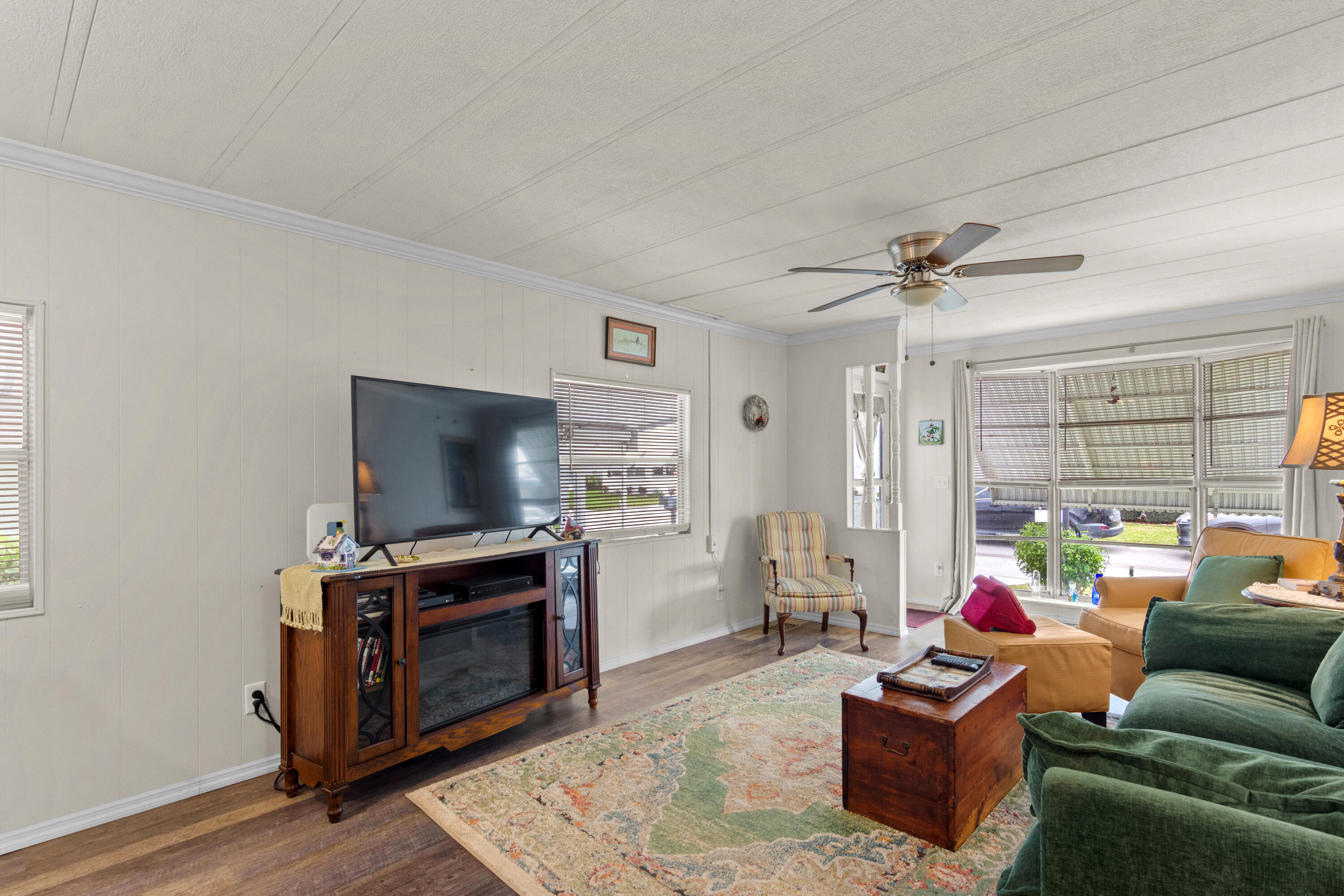 Pinelake Village - Residential