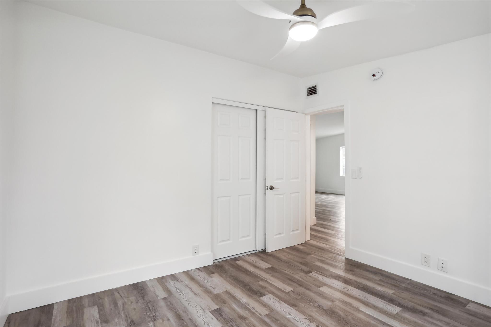 LINCOLN COURT - Residential