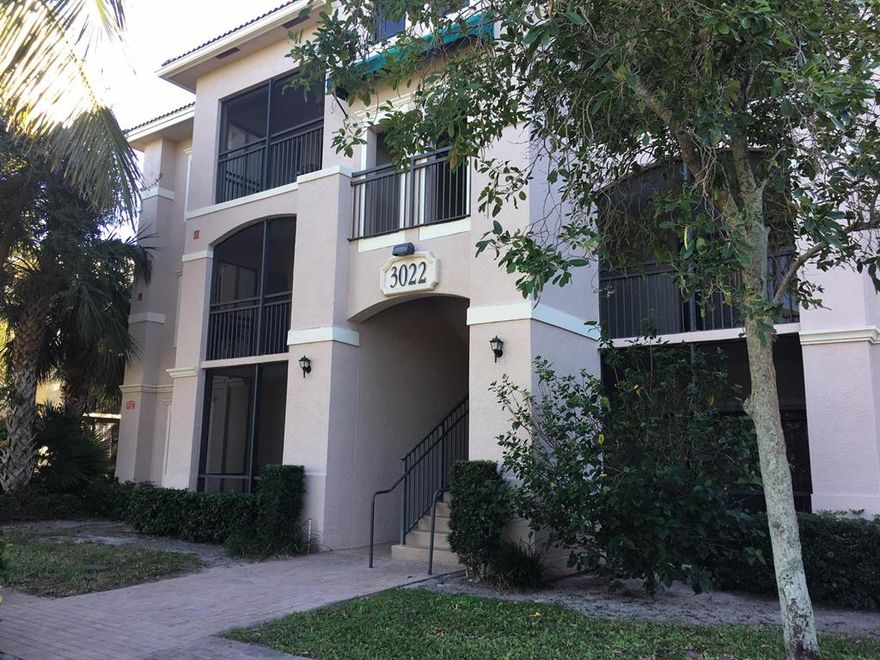 CONSTRUCTION IS NEARLY COMPLETE FOR THIS BUILDING. READY TO MOVE IN. FRESH PAINT AND NEW CARPET. RENT INCLUDES WATER & SEWER. COMMUNITY OFFERS SWIMMING POOL, TENNIS COURT, SAUNA, GYM, PLAY GROUND. UNBELIEVABLE LOCATION !!! WALKING DISTANCE TO GARDENS MALL, DOWNTOWN AT THE GARDENS WITH RESTAURANTS, MOVIE THEATER, WHOLE FOODS AND PALM BEACH STATE COLLEGE. EASY ACCESS TO I-95 AND TURNPIKE.