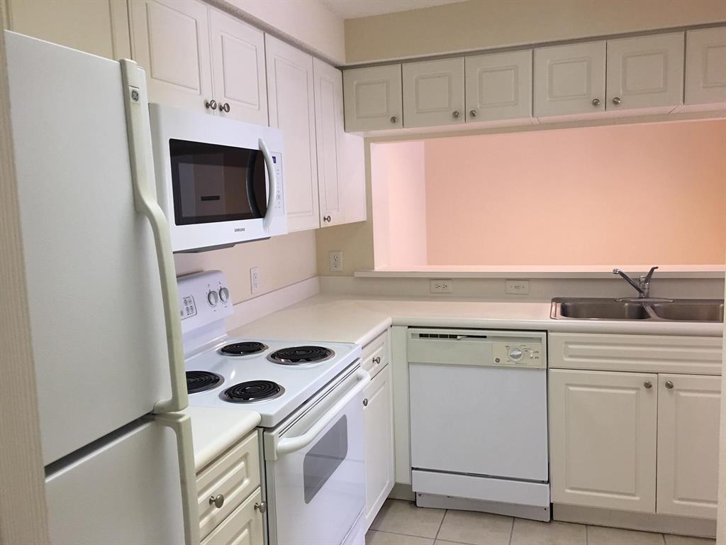 SAN MATERA THE GARDENS CONDO - Residential Lease