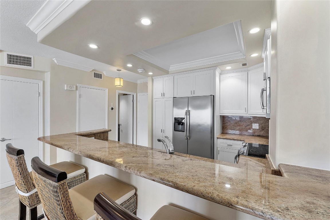 133 N Pompano Beach Boulevard PH-6