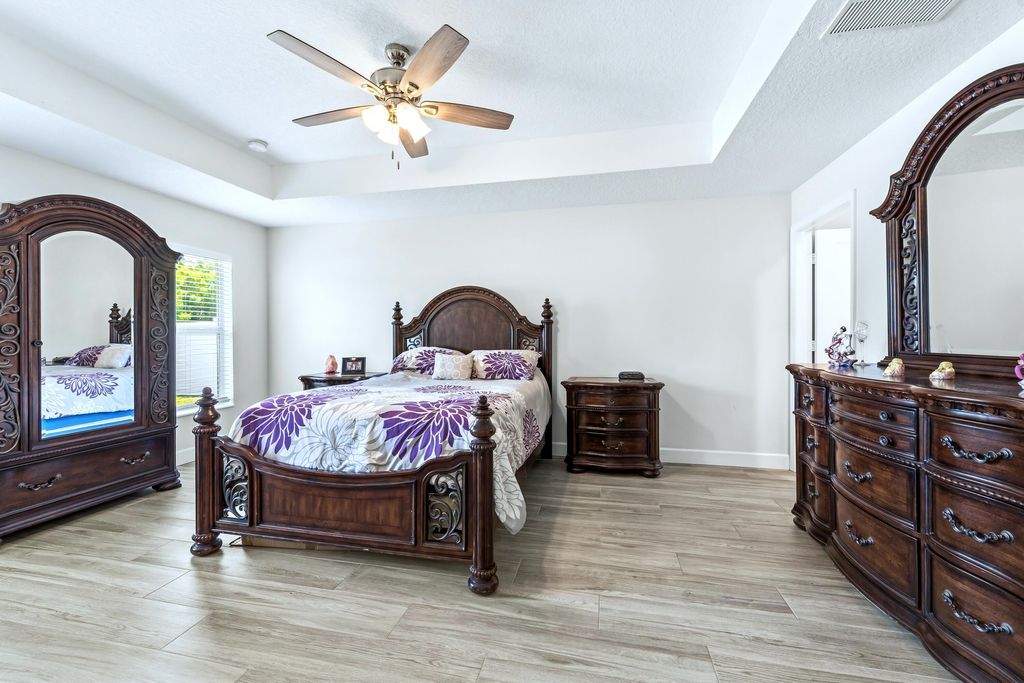 Photo of 2025 SE South Buttonwood Drive, Port Saint Lucie, FL 34952 (MLS # B26023107)