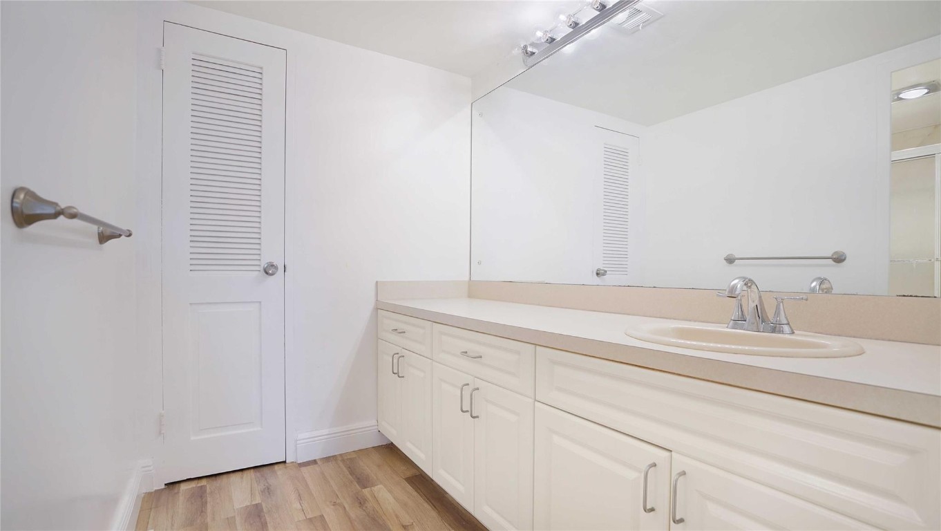 The Commodore - Residential