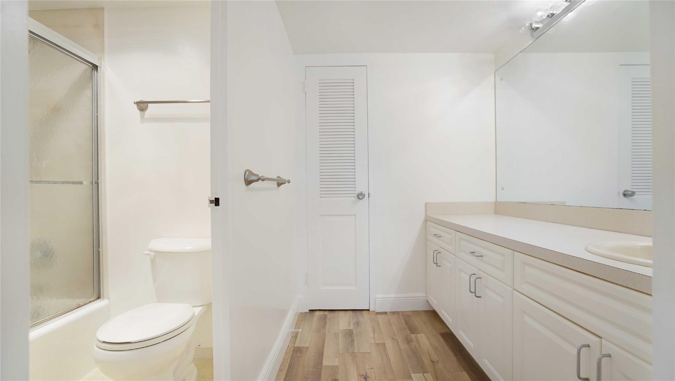 The Commodore - Residential