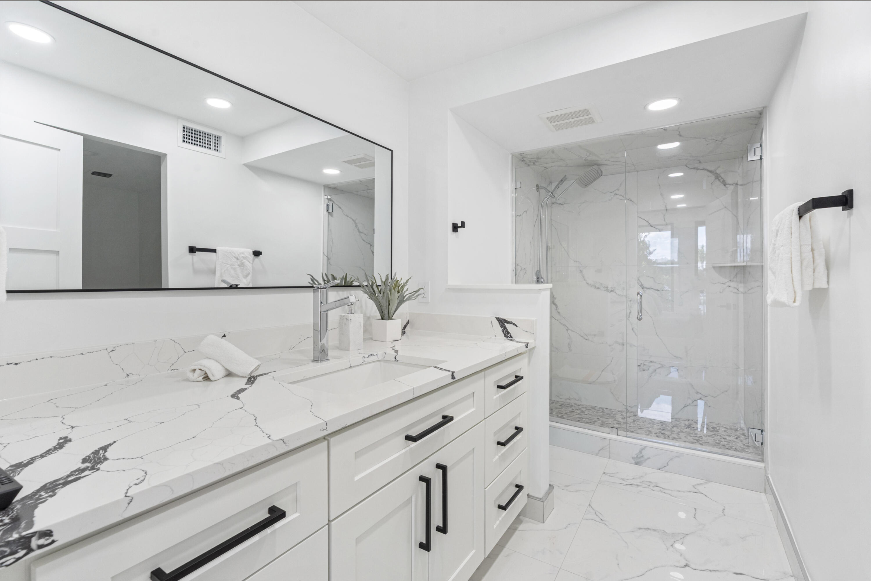 TOWNHOUSES AT HARBOR BEACH - Residential