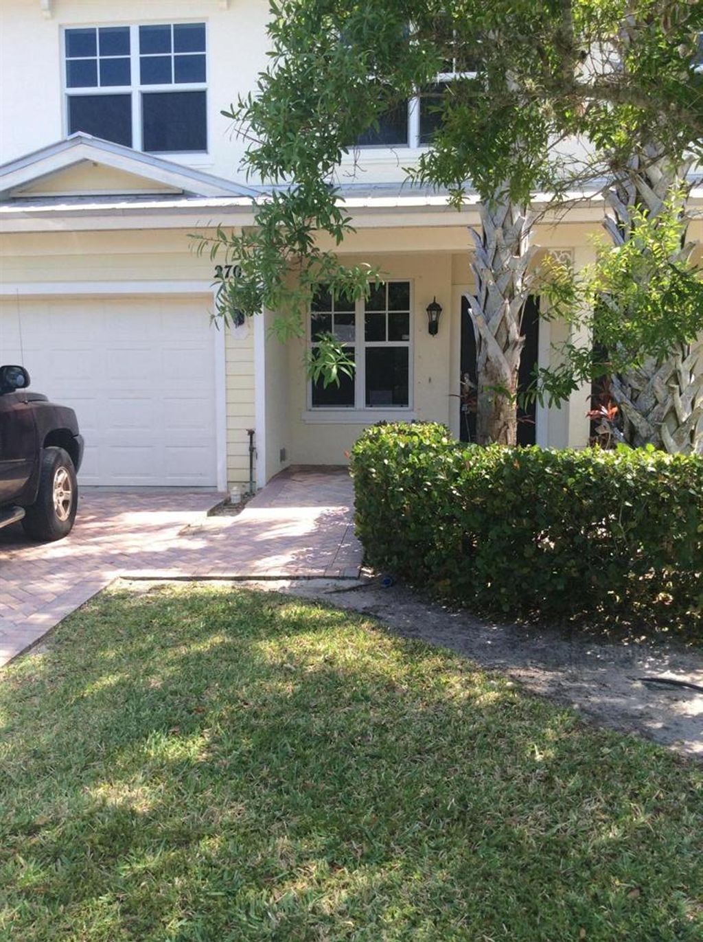 Photo of 2705 Creekside Drive, Fort Pierce, FL 34981 (MLS # R10767278)