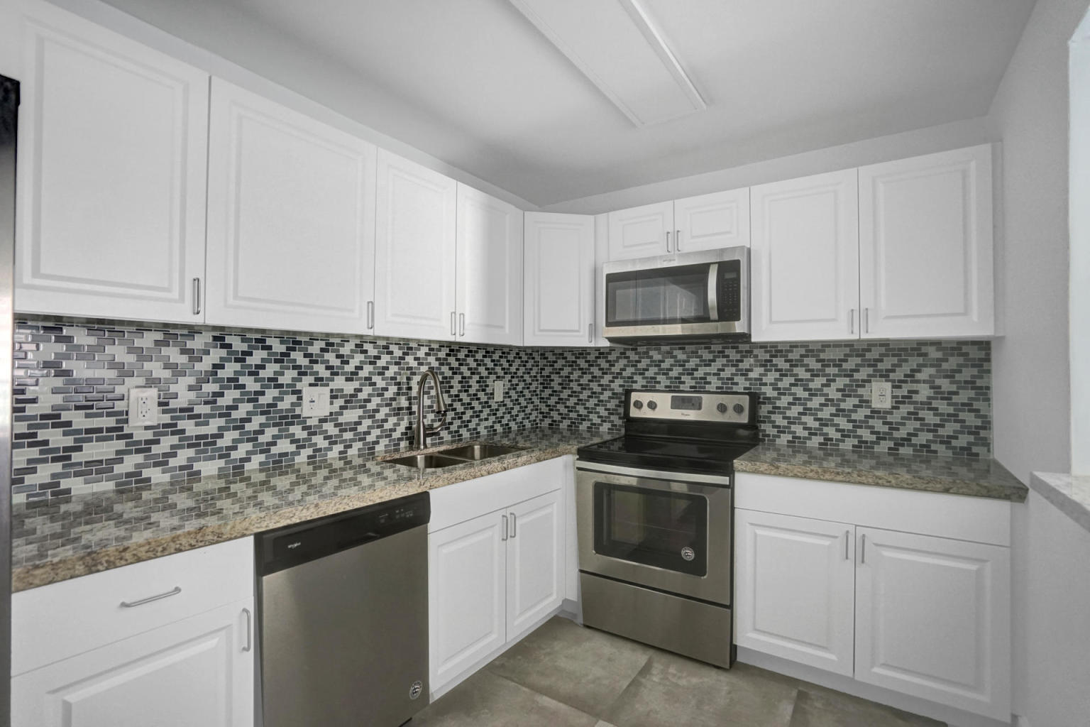 OCEANVIEW BUILDING B CONDO - Residential Lease