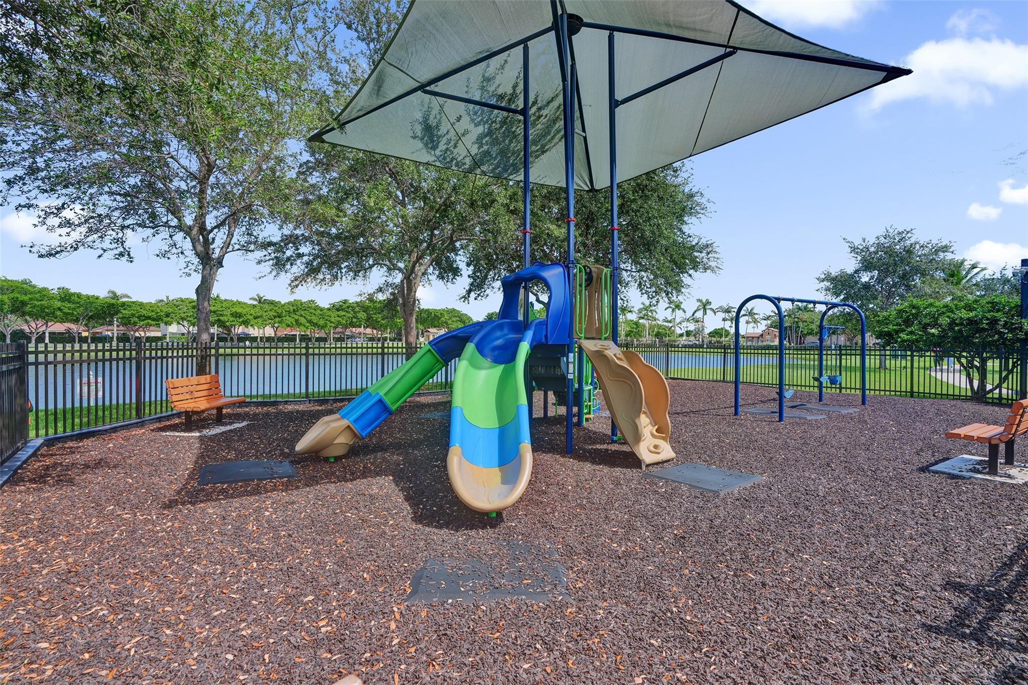 LAKES BY THE BAY FAYE REP - Residential