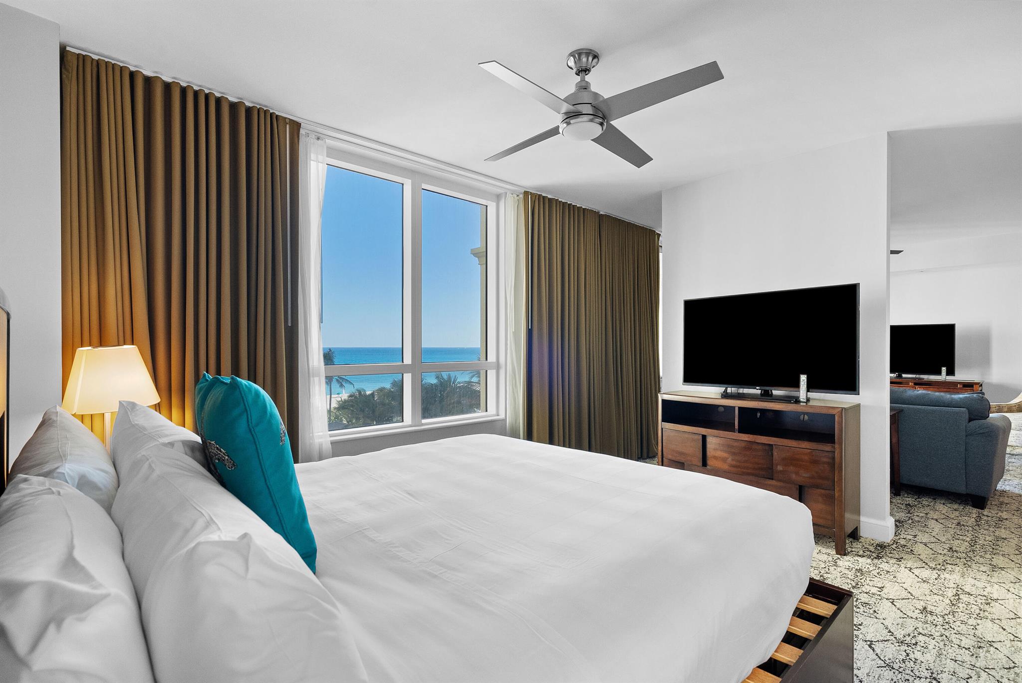 3800 N Ocean Drive 717