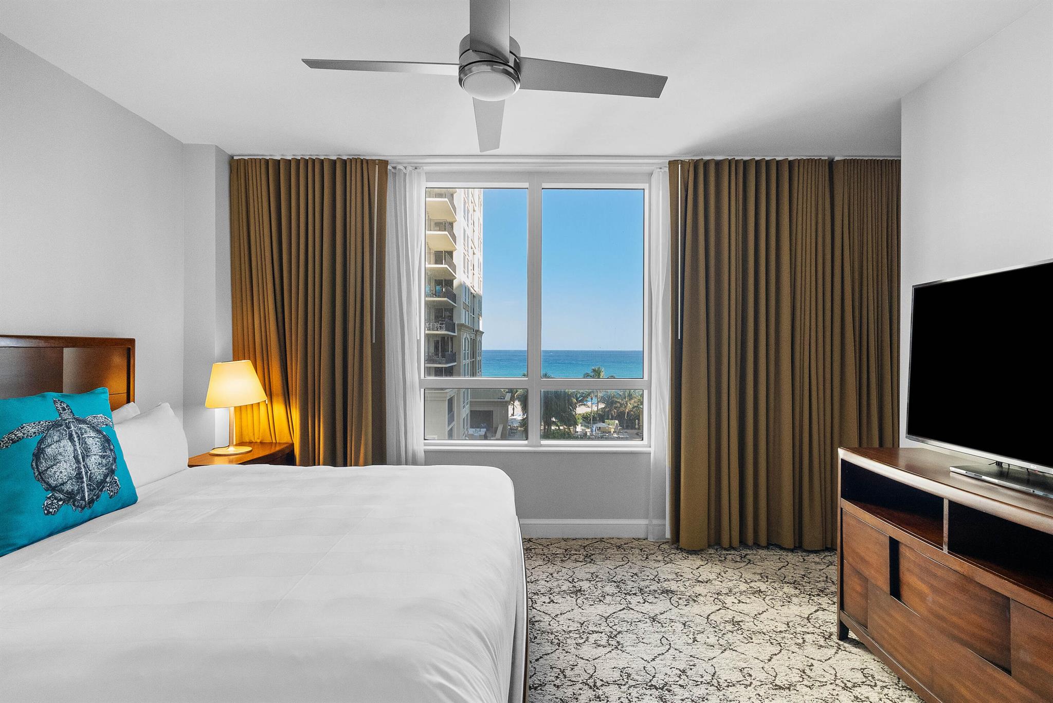 3800 N Ocean Drive 717